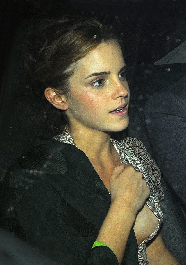 emma watson porn albums almost emma watson nipple slip zenphoto