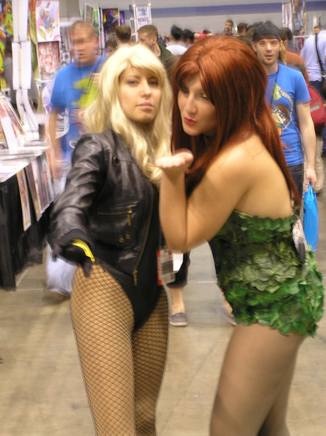 poison ivy porn comic porn media comic original ivy poison chocolate canary